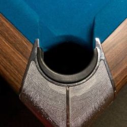 POOL TABLE-Like new!